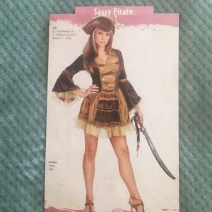 Sassy pirate Halloween 🎃 costume